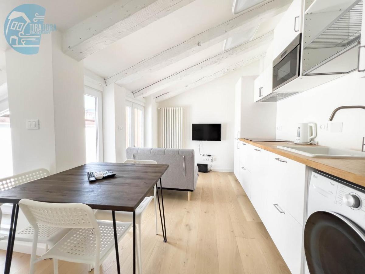 트리에스테 Corridoni 4C Tirabora Short Rent 아파트 외부 사진