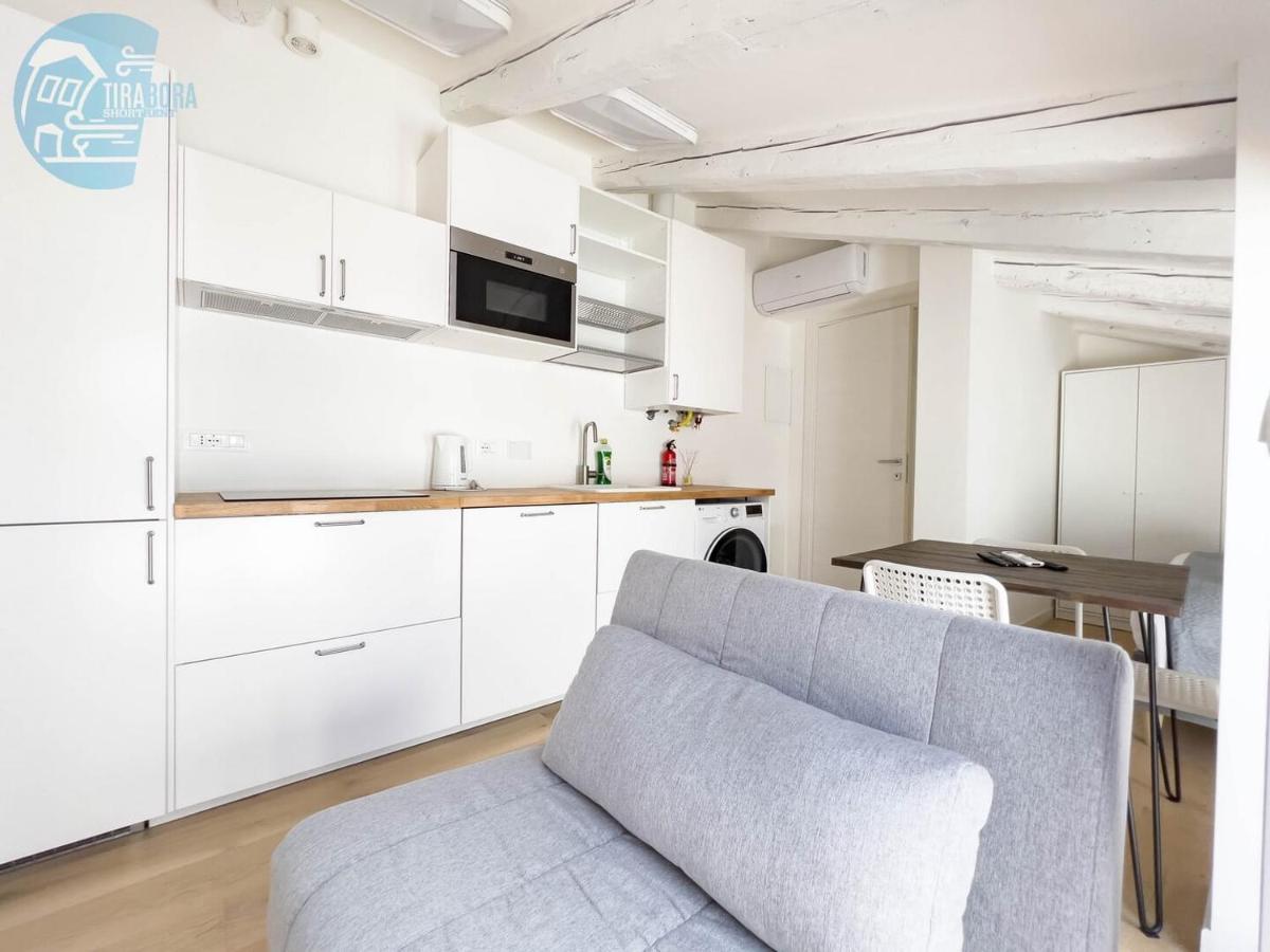 트리에스테 Corridoni 4C Tirabora Short Rent 아파트 외부 사진